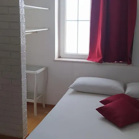 Apartment L