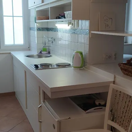 L Appartement *