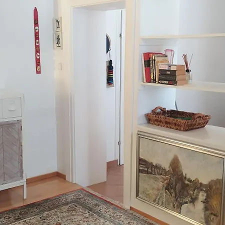 L Appartement *